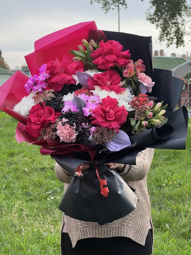 Букет леди, артикул F1145693 - 9350 рублей, доставка по городу. Flawery - доставка цветов