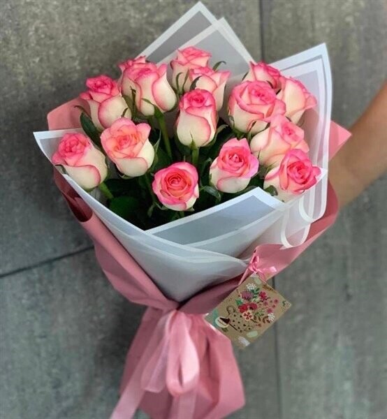 Джумилия 15 роз, артикул F1148549 - 9075 рублей, доставка по городу. Flawery - доставка цветов