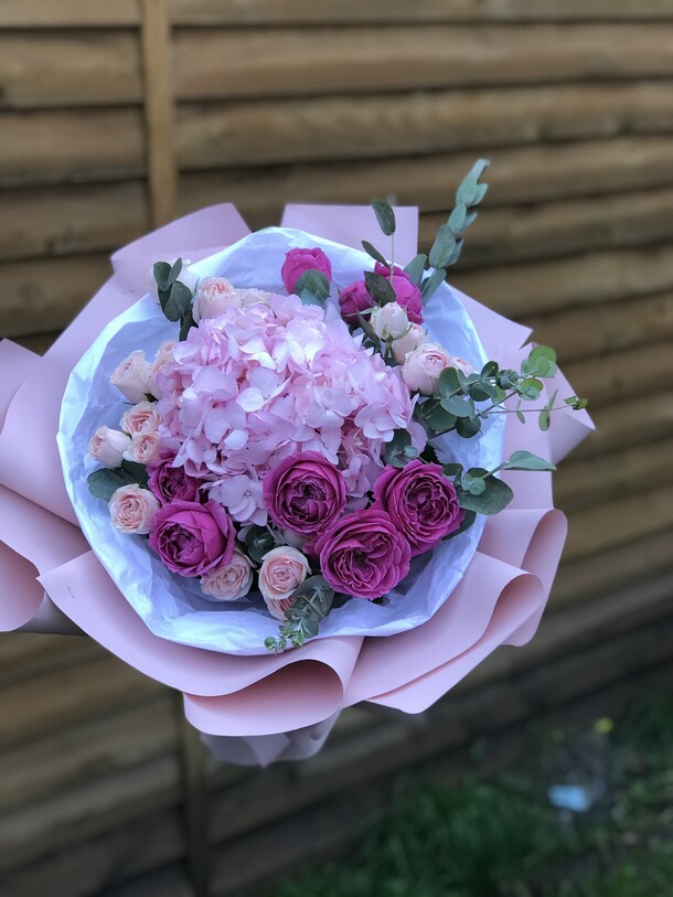 Весенняя радость, артикул F1149625 - 9378 рублей, доставка по городу. Flawery - доставка цветов