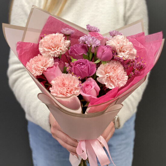 Букет дня, артикул F1153305 - 4719 рублей, доставка по городу. Flawery - доставка цветов