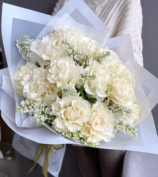 Кружевные розы, артикул F1158395 - 10164 рублей, доставка по городу. Flawery - доставка цветов