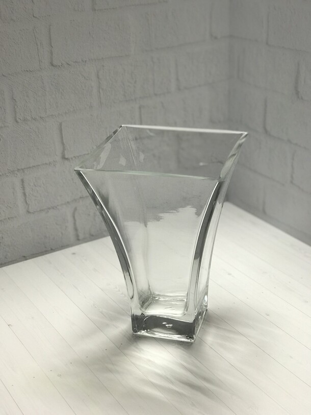 Ваза, артикул F1164575 - 1815 рублей, доставка по городу. Flawery - доставка цветов