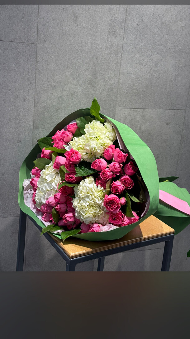 Сборный букет, артикул F1362171 - 20328 рублей, доставка по городу. Flawery - доставка цветов