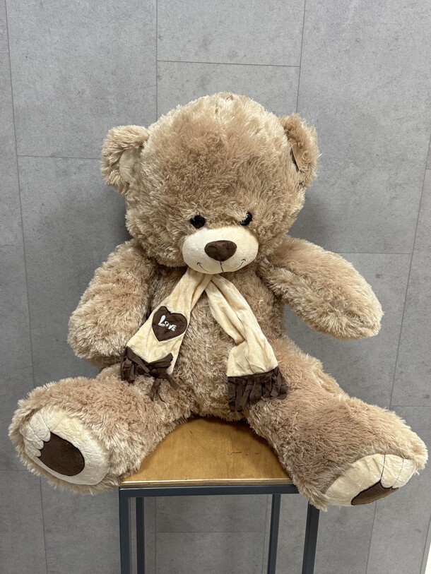 Мишка номер 70, артикул F1366312 - 9983 рублей, доставка по городу. Flawery - доставка цветов