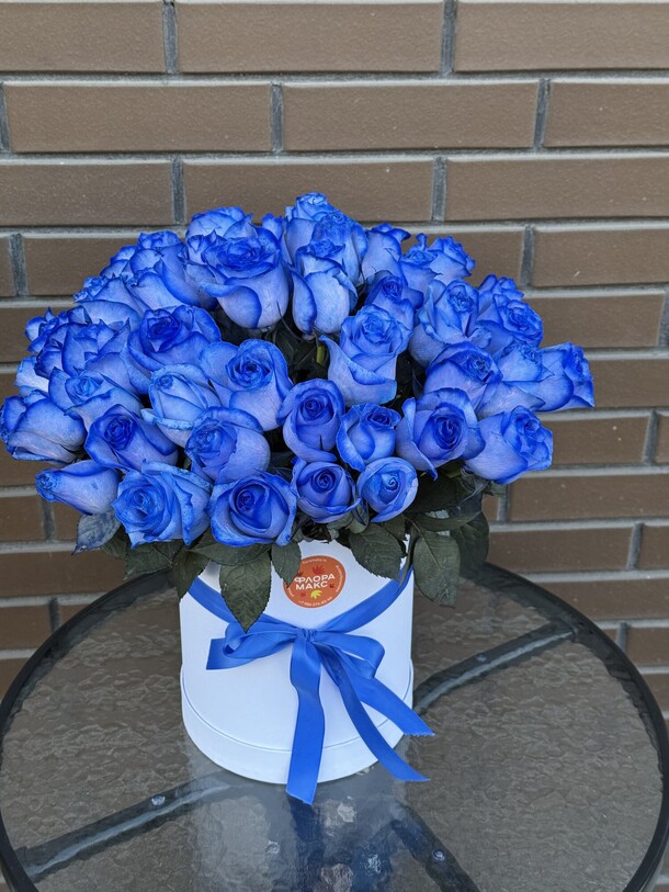 Розы в коробке, артикул F1416447 - 17545 рублей, доставка по городу. Flawery - доставка цветов