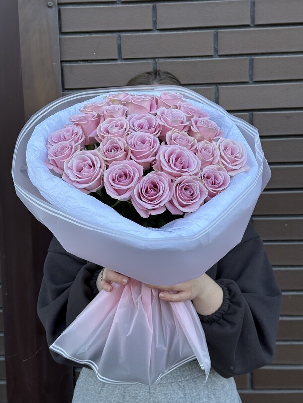 Кустовые розочки, артикул F1421265 - 7623 рублей, доставка по городу. Flawery - доставка цветов