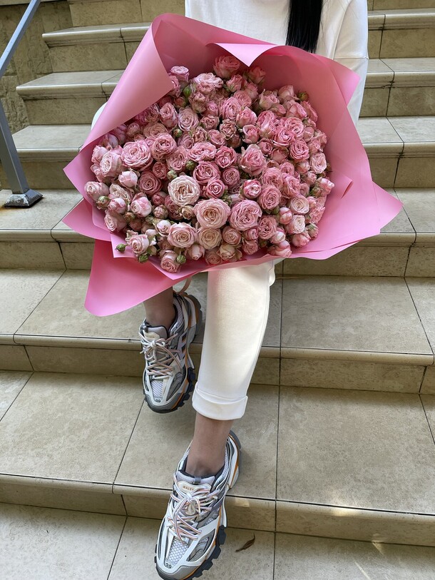 35 бомбастиков, артикул F1071538 - 21000 рублей, доставка по городу. Flawery - доставка цветов