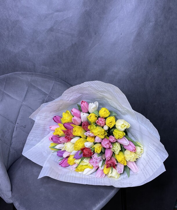 65 тюльпанов, артикул F1104046 - 19500 рублей, доставка по городу. Flawery - доставка цветов