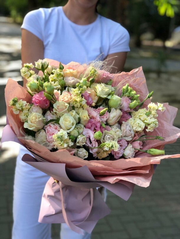 Прелесть, артикул F1113574 - 20600 рублей, доставка по городу. Flawery - доставка цветов