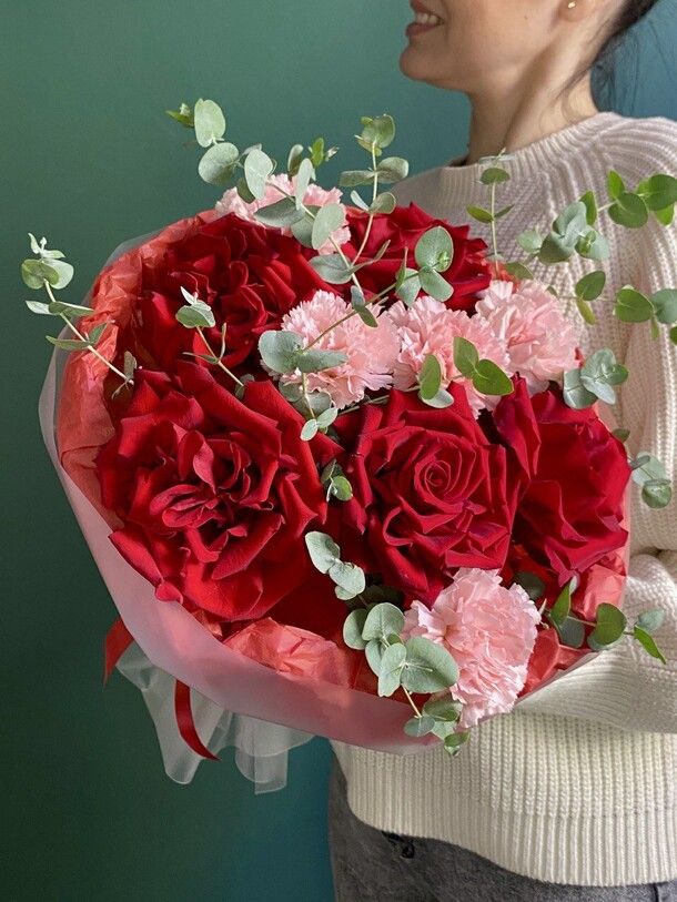 Огненный поцелуй №76, артикул F1496571 - 5850 рублей, доставка по городу. Flawery - доставка цветов