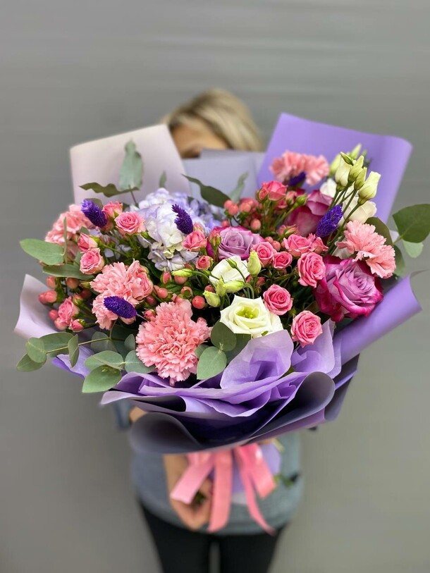 Букет мадонна, артикул F1321943 - 10000 рублей, доставка по городу. Flawery - доставка цветов