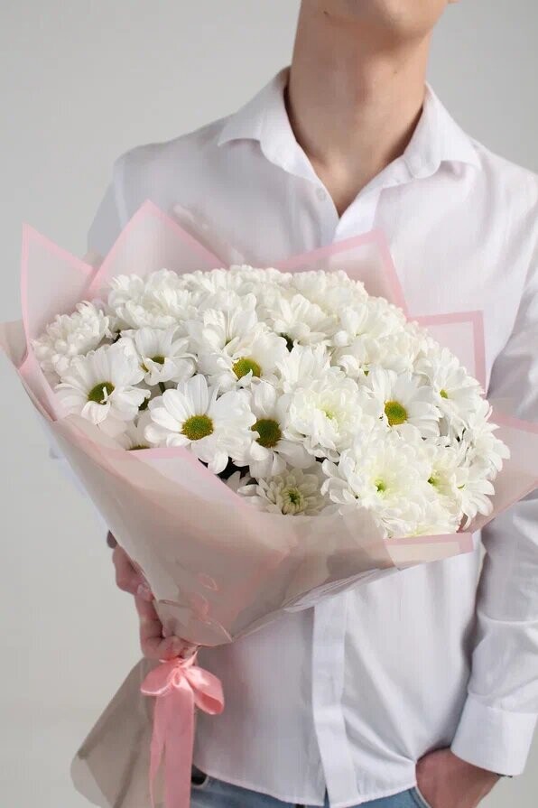 Белые хризантемы, артикул F1374644 - 4350 рублей, доставка по городу. Flawery - доставка цветов