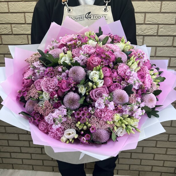 Букет фуксия, артикул F1384921 - 37500 рублей, доставка по городу. Flawery - доставка цветов