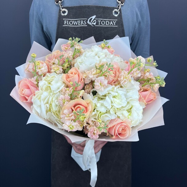 Букет теплый привет, артикул F1450078 - 7950 рублей, доставка по городу. Flawery - доставка цветов