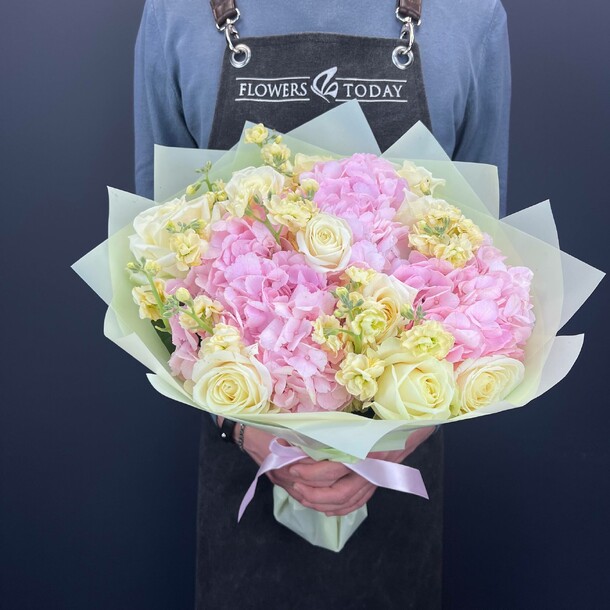 Букета лимонный тарт, артикул F1450723 - 7950 рублей, доставка по городу. Flawery - доставка цветов