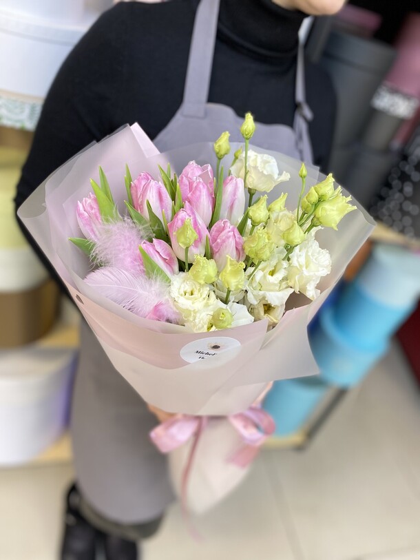 Нежный милый букет, артикул F1172903 - 5590 рублей, доставка по городу. Flawery - доставка цветов