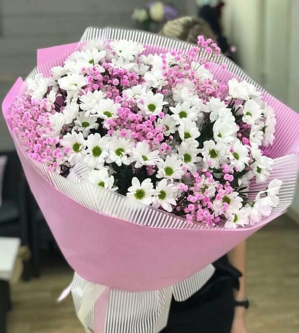 Букет хризантем с гипсофилой!, артикул F1190738 - 6900 рублей, доставка по городу. Flawery - доставка цветов