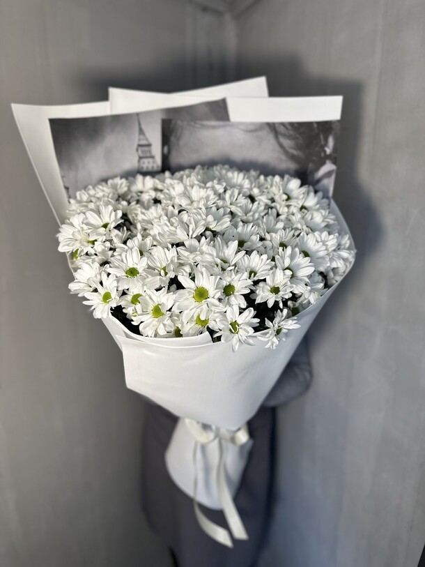 Букет хризантем, артикул F1245364 - 7900 рублей, доставка по городу. Flawery - доставка цветов