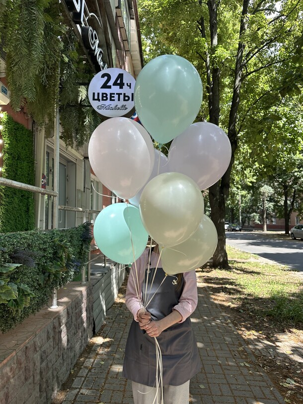 7 шариков, артикул F1441685 - 1500 рублей, доставка по городу. Flawery - доставка цветов