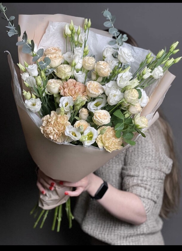 Букет цветов, артикул F1441699 - 12780 рублей, доставка по городу. Flawery - доставка цветов