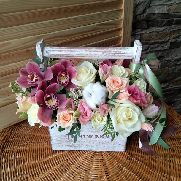 Фловерс, артикул F40672 - 7500 рублей, доставка по городу. Flawery - доставка цветов