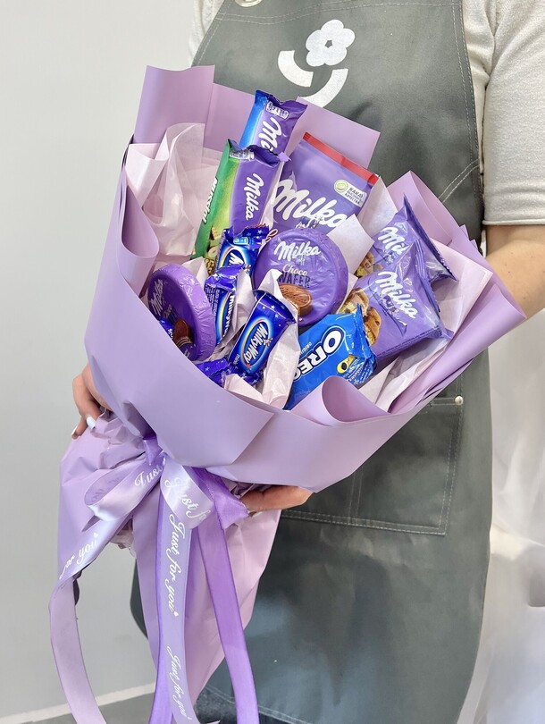 Букет из сладостей «милка», артикул F1464782 - 2990 рублей, доставка по городу. Flawery - доставка цветов