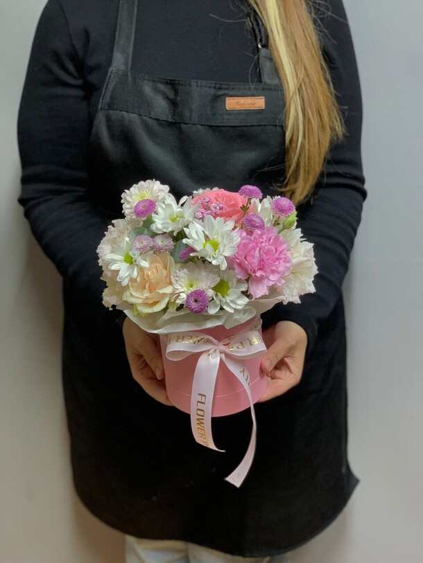 Коробочка «комплимент», артикул F1474116 - 3990 рублей, доставка по городу. Flawery - доставка цветов