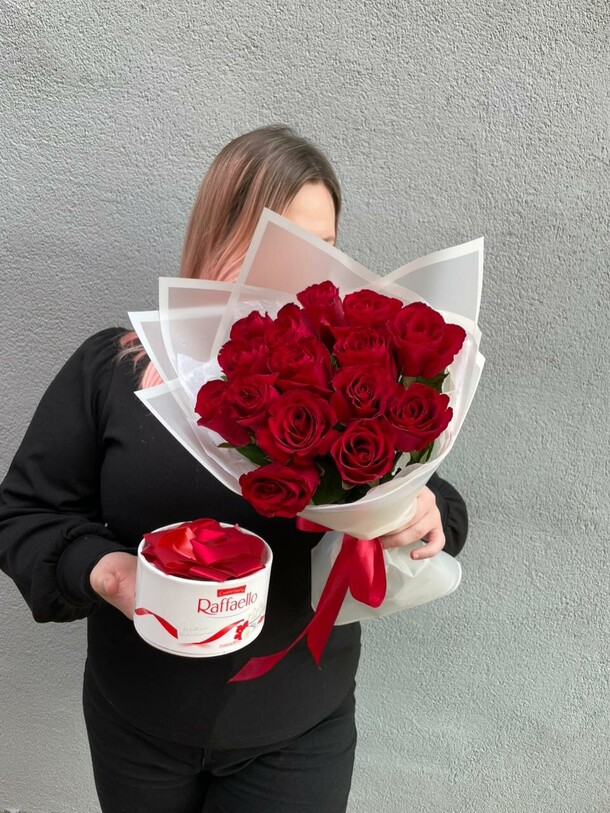 Сет «приятный вечер», артикул F1453925 - 5049 рублей, доставка по городу. Flawery - доставка цветов