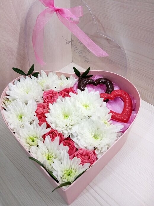 2 сердца, артикул F1085232 - 3179 рублей, доставка по городу. Flawery - доставка цветов