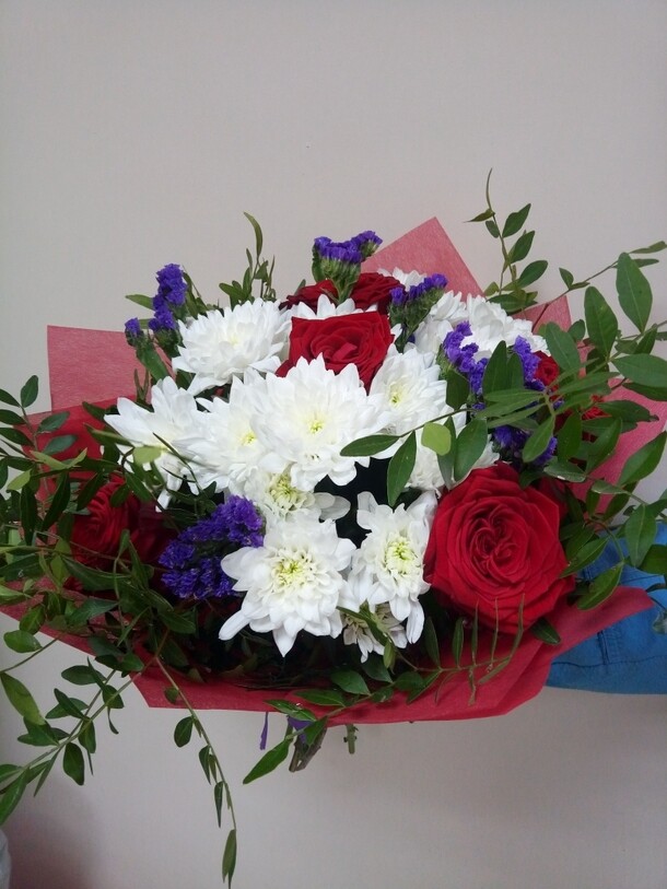 Подарок от сердца, артикул F36388 - 7052 рублей, доставка по городу. Flawery - доставка цветов