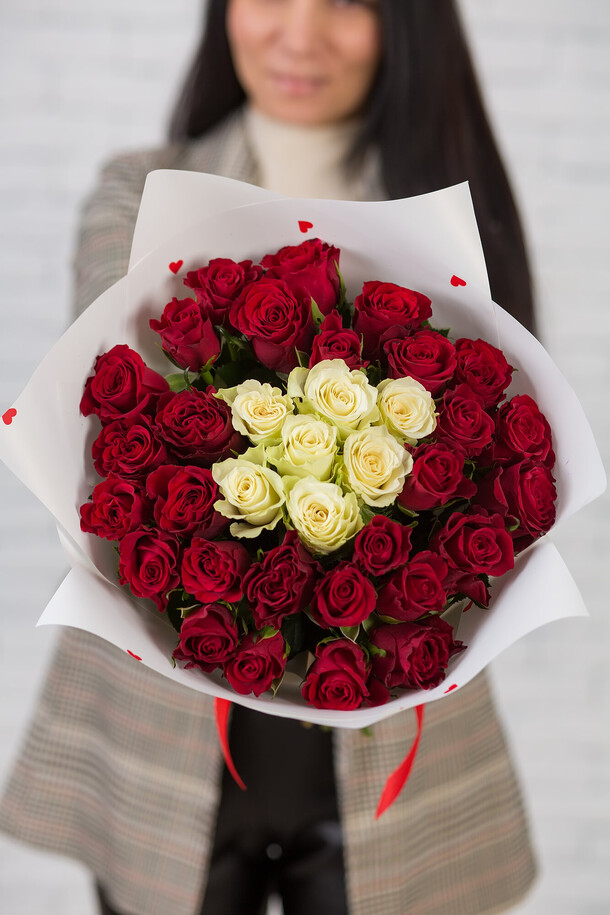 Авторский букет, артикул F1114383 - 6820 рублей, доставка по городу. Flawery - доставка цветов