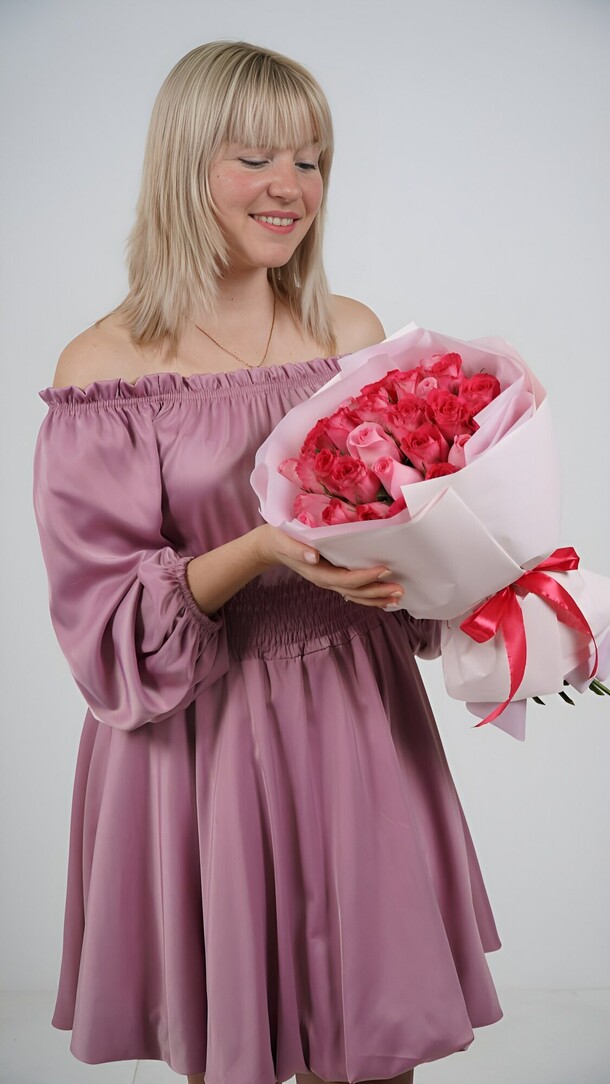 Розовые розы 29 шт, артикул F1196878 - 6247 рублей, доставка по городу. Flawery - доставка цветов