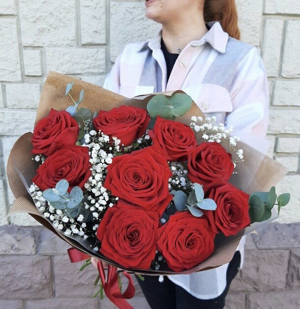 Букет красных роз "благодарю", артикул F1287226 - 7530 рублей, доставка по городу. Flawery - доставка цветов