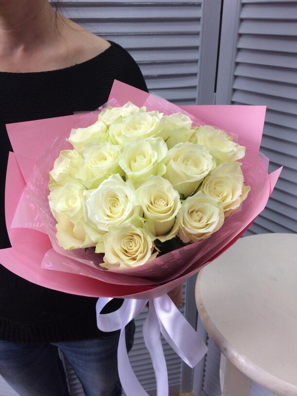 Букет роз "чистая любовь", артикул F41139 - 7925 рублей, доставка по городу. Flawery - доставка цветов