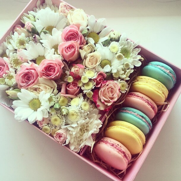 Цветы и сладости "сюрприз", артикул F70516 - 4850 рублей, доставка по городу. Flawery - доставка цветов