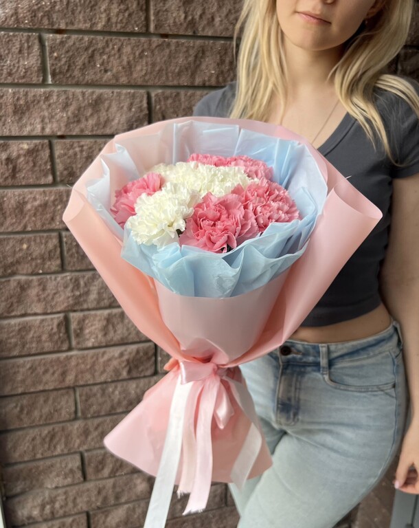 Пушистый букет диантусов, артикул F1402119 - 2000 рублей, доставка по городу. Flawery - доставка цветов