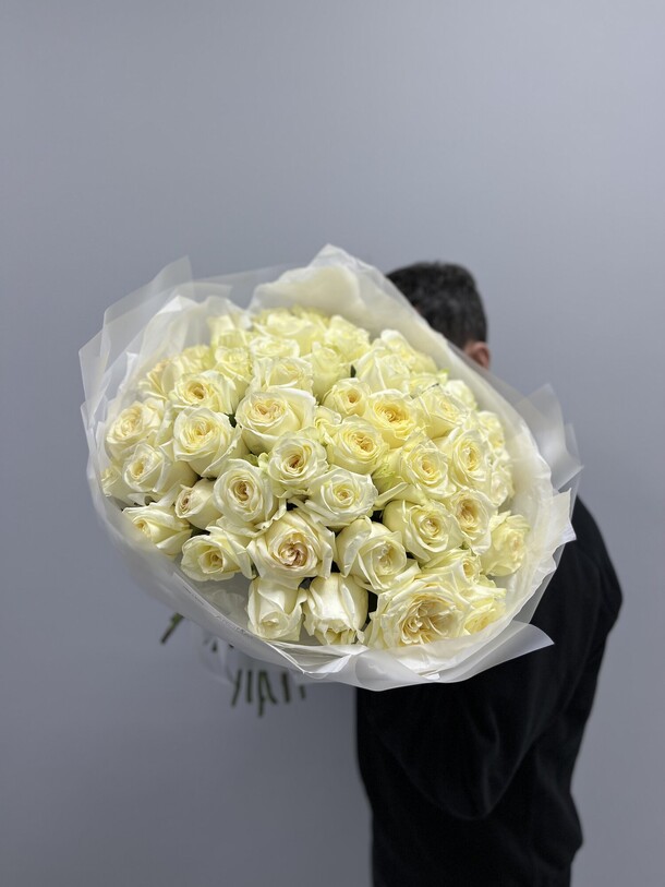 Букет из пионовидных роз, артикул F1244150 - 29000 рублей, доставка по городу. Flawery - доставка цветов