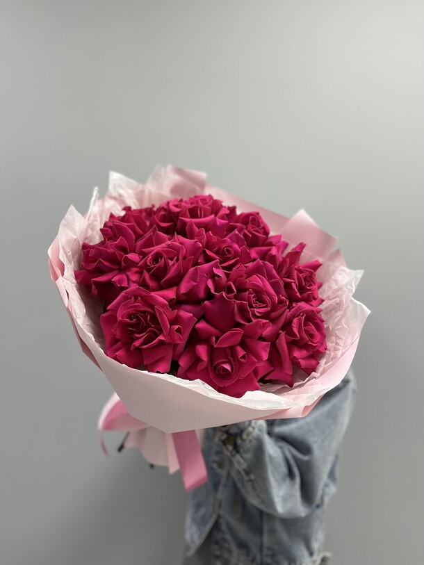 Букет из 11 ажурных роз, артикул F1247651 - 9000 рублей, доставка по городу. Flawery - доставка цветов