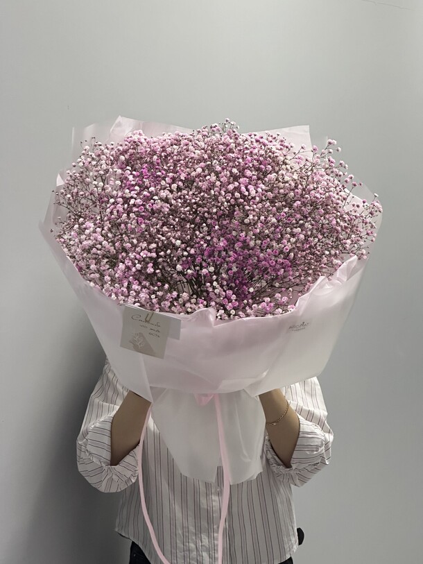 Букет из гипсофил, артикул F1362640 - 6601 рублей, доставка по городу. Flawery - доставка цветов