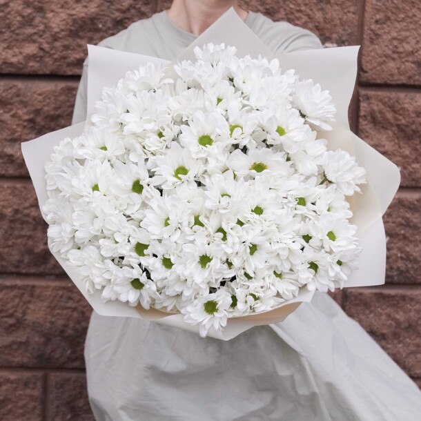 Букет хризантем  15шт, артикул F1212368 - 10000 рублей, доставка по городу. Flawery - доставка цветов