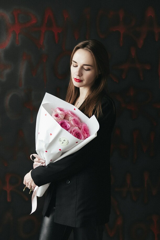 Букет из крупных роз ft052, артикул F1250898 - 3800 рублей, доставка по городу. Flawery - доставка цветов