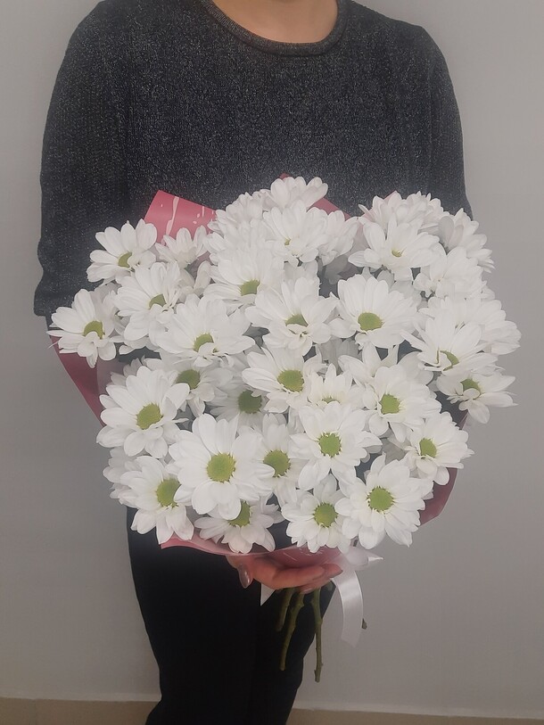 Букет из хризантем, артикул F1116492 - 3200 рублей, доставка по городу. Flawery - доставка цветов