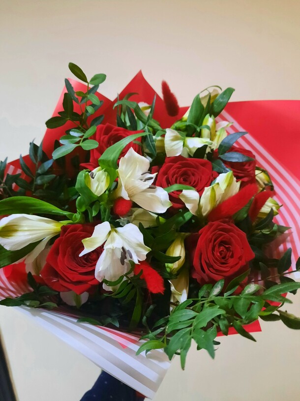 Радость встречи, артикул F1119007 - 3600 рублей, доставка по городу. Flawery - доставка цветов