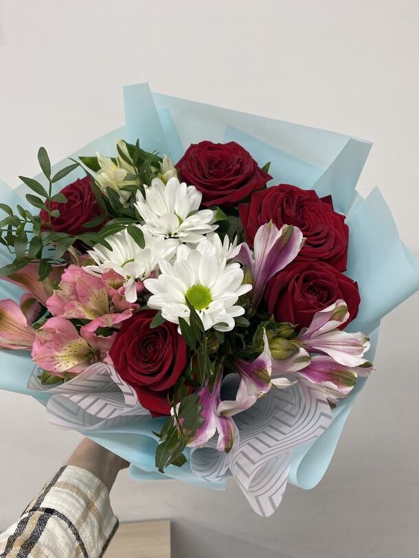 Мечты сбываются, артикул F1119890 - 2800 рублей, доставка по городу. Flawery - доставка цветов