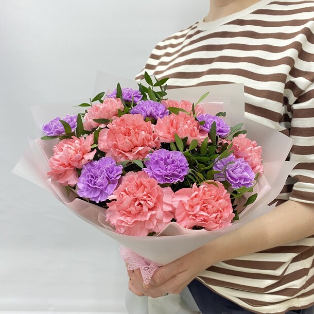 Букет из 15 диантосов, артикул F1270515 - 3500 рублей, доставка по городу. Flawery - доставка цветов