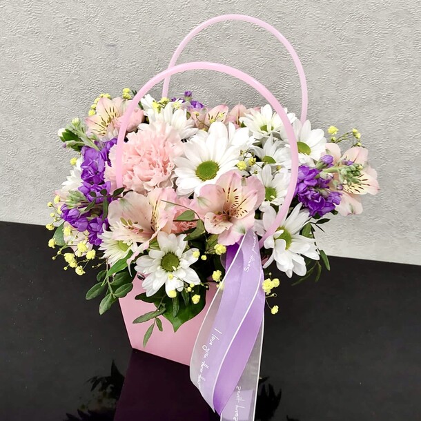 Композиция нежный флёр, артикул F1117428 - 2890 рублей, доставка по городу. Flawery - доставка цветов