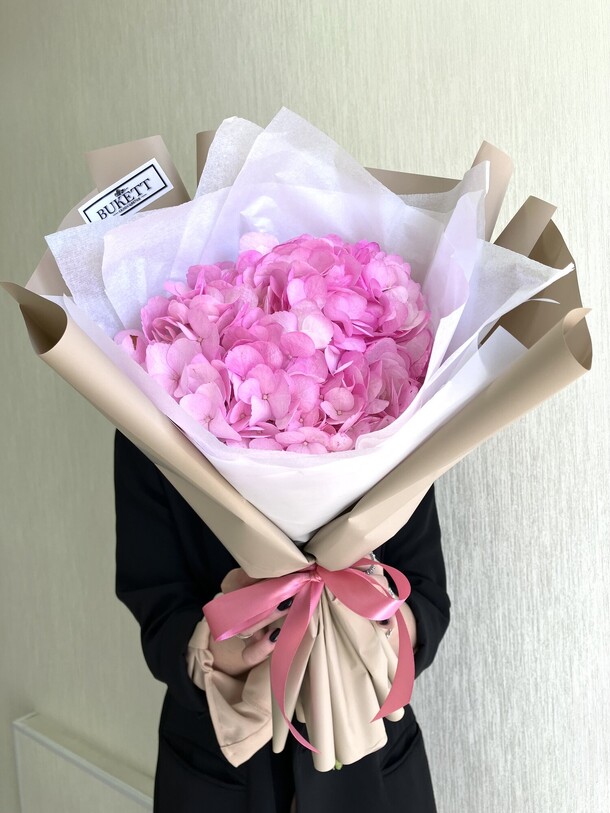 🌸 букет гортензия luxe розовая, артикул F1121526 - 1840 рублей, доставка по городу. Flawery - доставка цветов