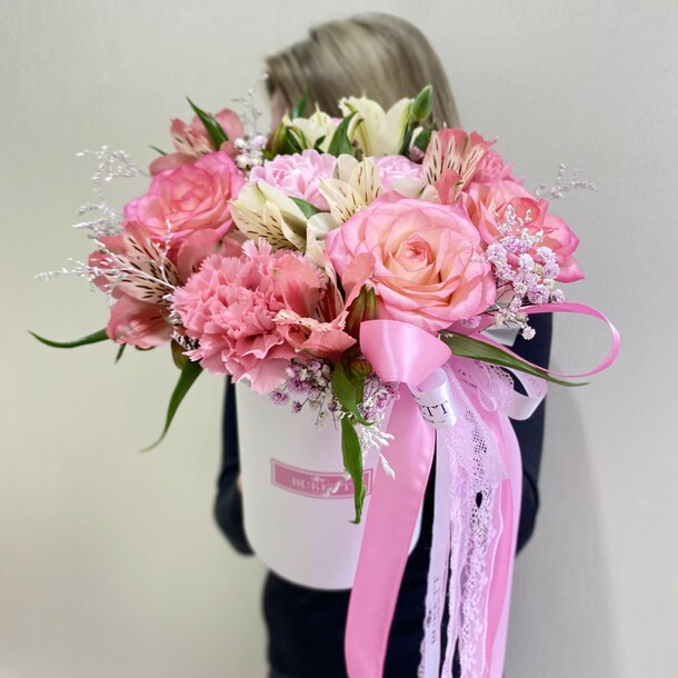 Краски лета, артикул F1214106 - 3680 рублей, доставка по городу. Flawery - доставка цветов