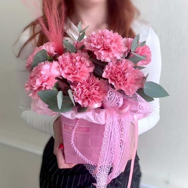 Вернисаж, артикул F1324068 - 2450 рублей, доставка по городу. Flawery - доставка цветов