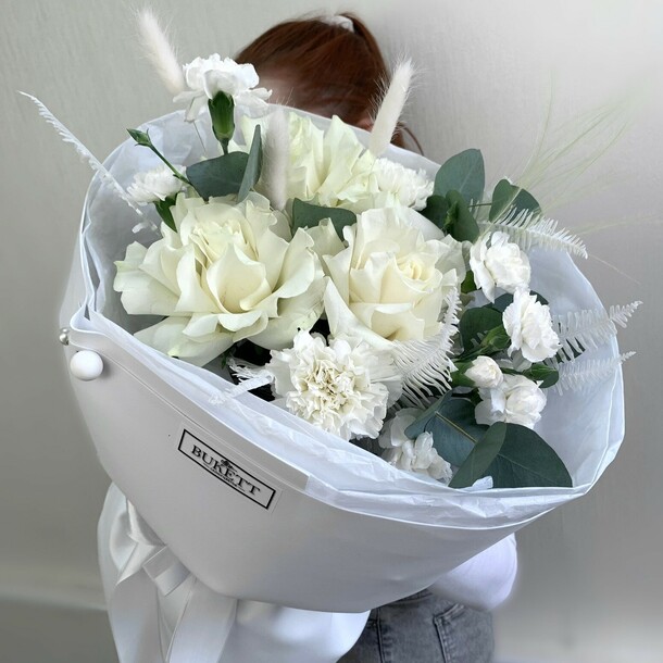 Облако чувств, артикул F1362559 - 3750 рублей, доставка по городу. Flawery - доставка цветов